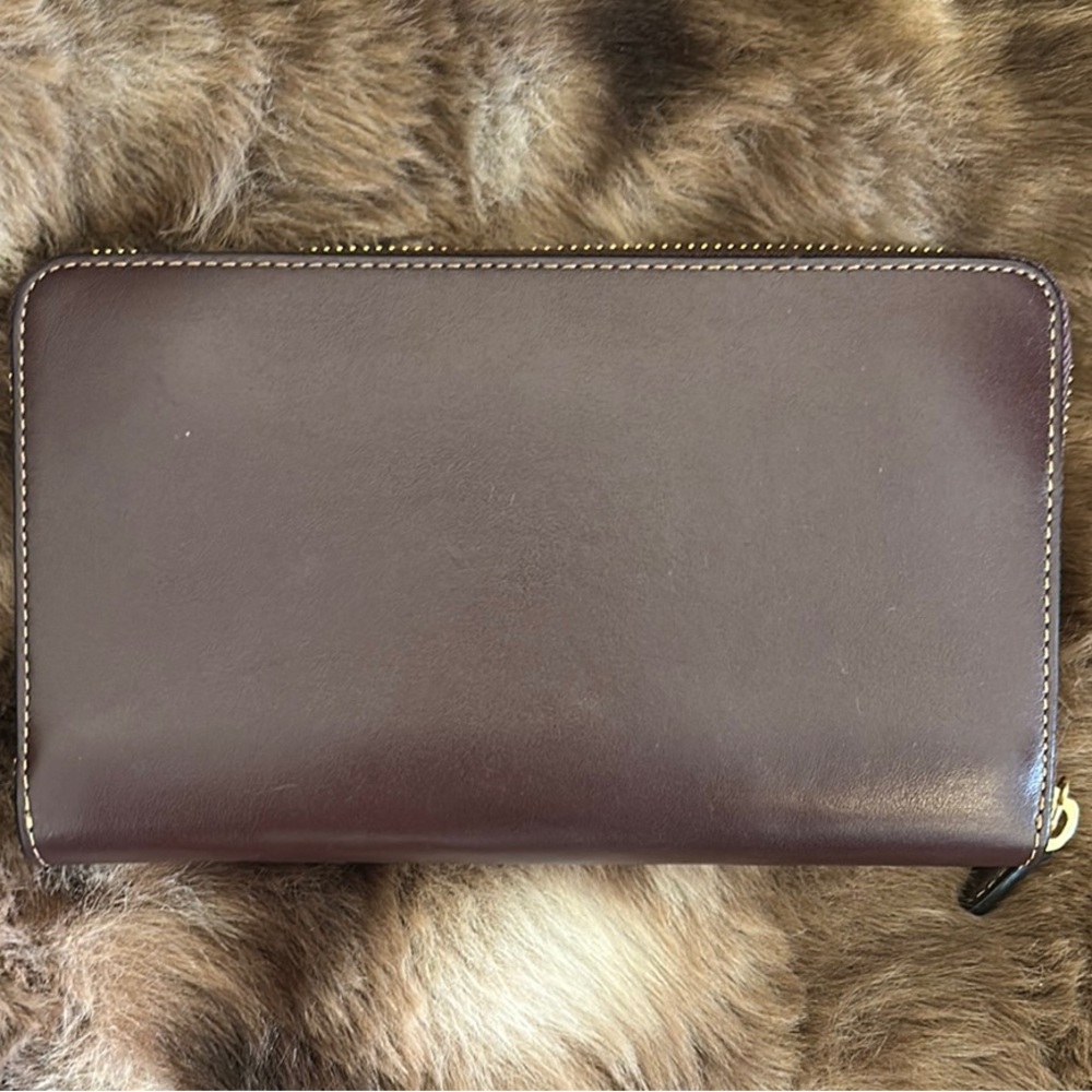 Coach Dark Brown Smooth Leather Zip-Around Wallet EUC - Picture 2 of 4